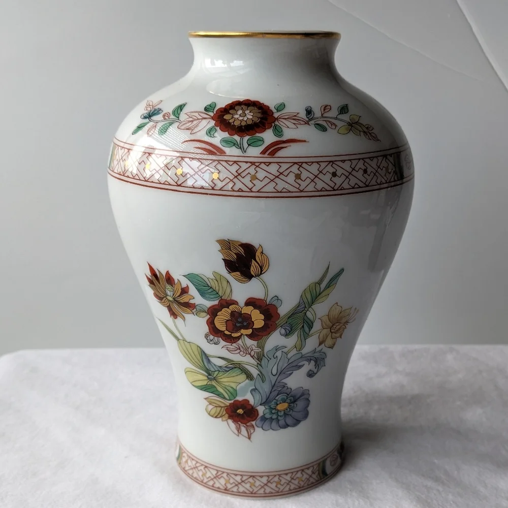 Vintage Haviland Limoges Cathay Floral Gold Trim Porcelain Vase